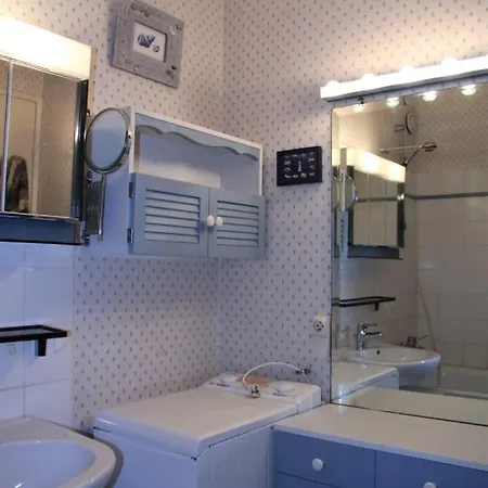 Waterfront Flat كابورغ